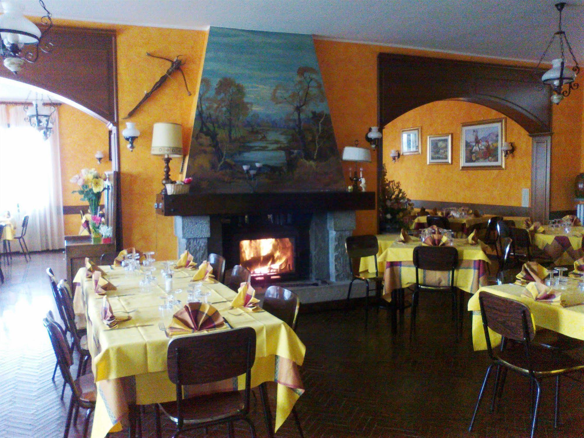 Hotel La Capannina Massino Visconti Exteriér fotografie